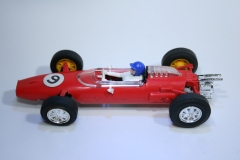 232 Cooper T77 1963-1965 B Mclaren Scalextric C81 1968-1969