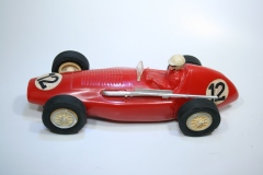 1756 Ferrari 555 Supersqualo 1956 E Castellotti Revell R-3815 1:24