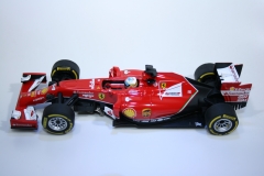 901 Ferrari F14T 2014 F Alonso Carrera 27496 2015 Boxed