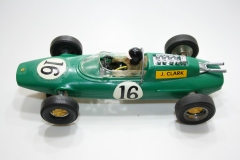2248 Lotus 25 1962 J Clark Revell 2033 1:24