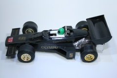 86 Lotus 77 JPS 12 1976 M Andretti Scalextric C126 1977-81