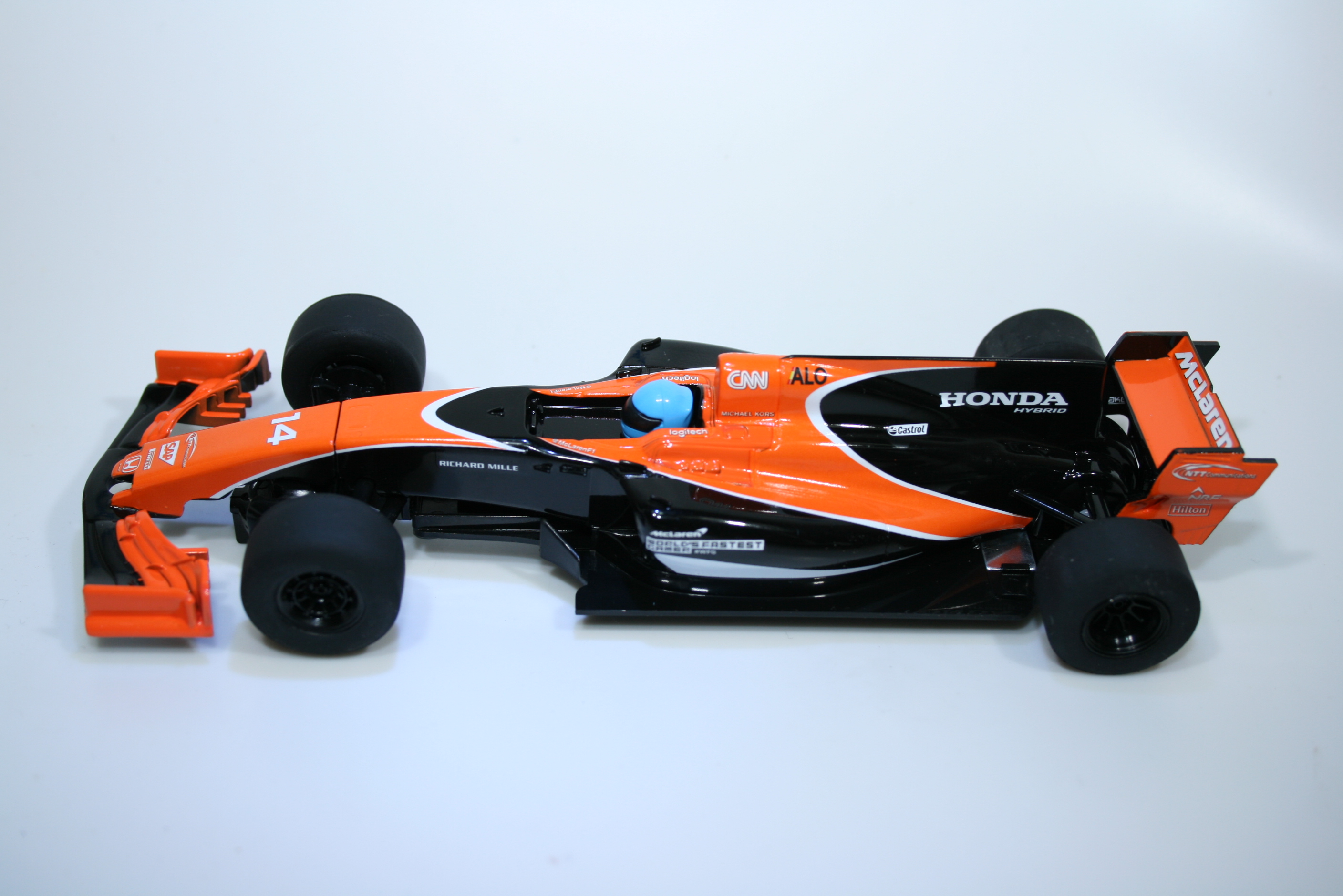 1113 McLaren MCL32 2017 F Alonso Scalextric C3956 2018 Boxed