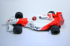 39 Mclaren MP4/10B 1995 M Hakkinen Scalextric C685 1996