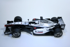 54 Mclaren MP4/20 2005 K Raikkonen Scalextric C2668 2005