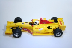 907 Renault R27 Monoplaza F1 Scalextric H2948B Boxed